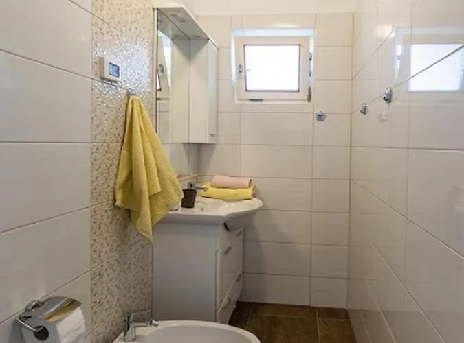 펜션 Holiday House Casa Mia 포레치