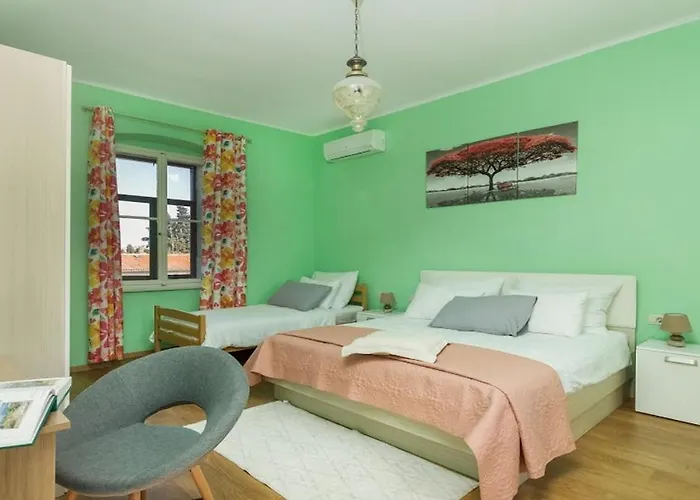 펜션 Holiday House Casa Mia